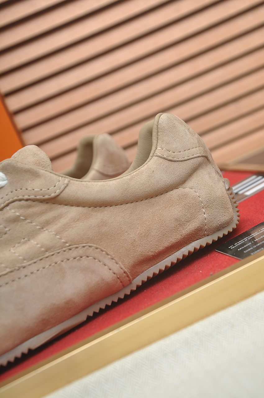Hermès Beige Low-Top Sneakers — side