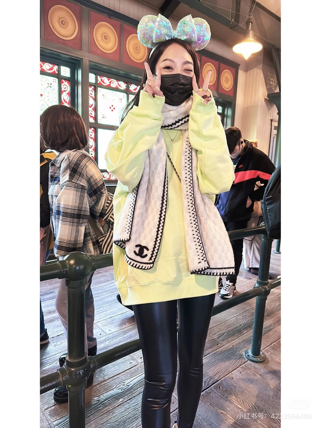 Chanel Cream Knit Scarf with Black Trim — model
