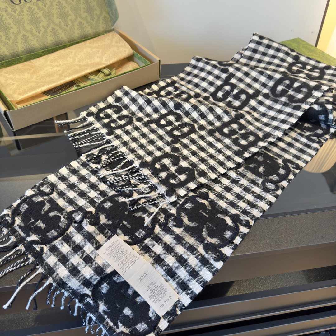 Gucci Black & White Check Scarf — front