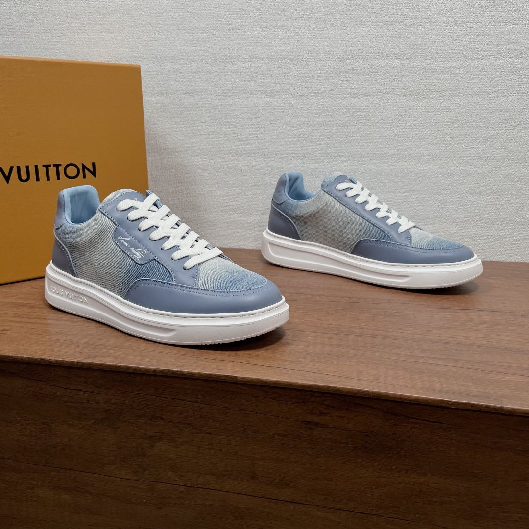Louis Vuitton Textured Low-Top Sneakers — front