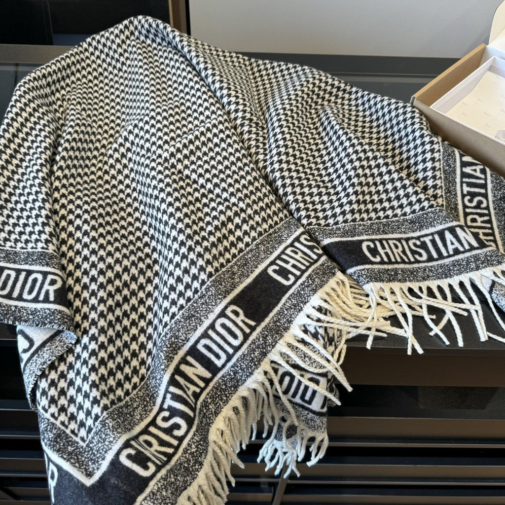 Dior Houndstooth Fringe Scarf — detail