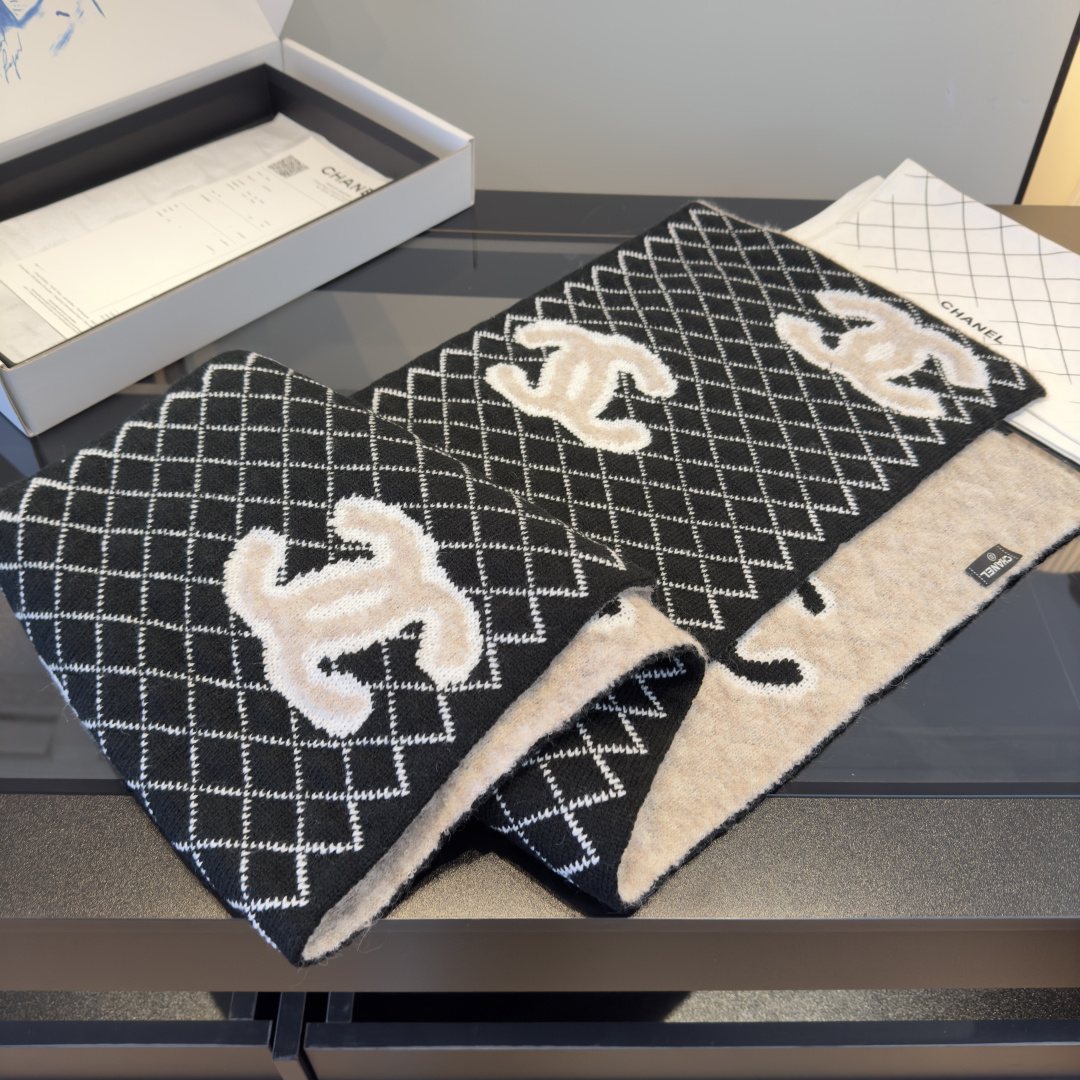 Chanel Grid Knit Scarf — front