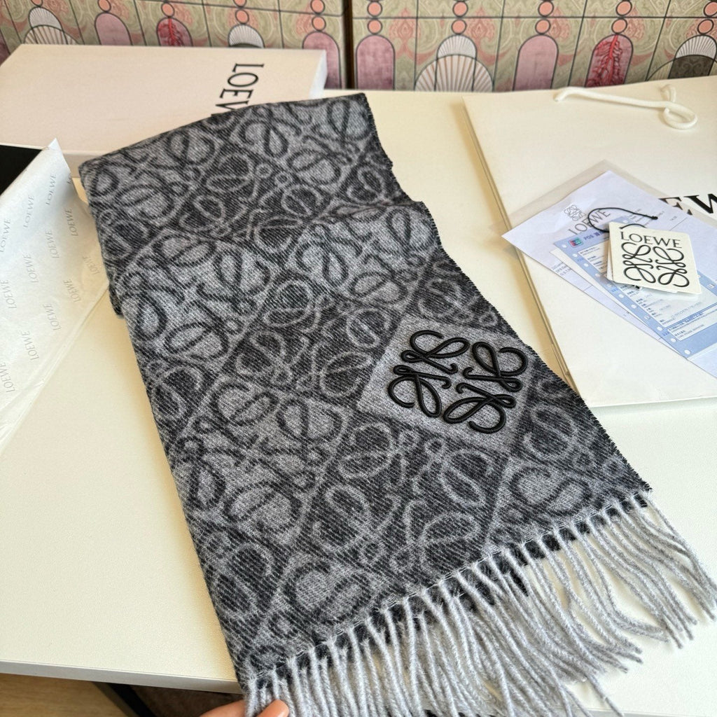 LOEWE Fringed Pattern Scarf — front