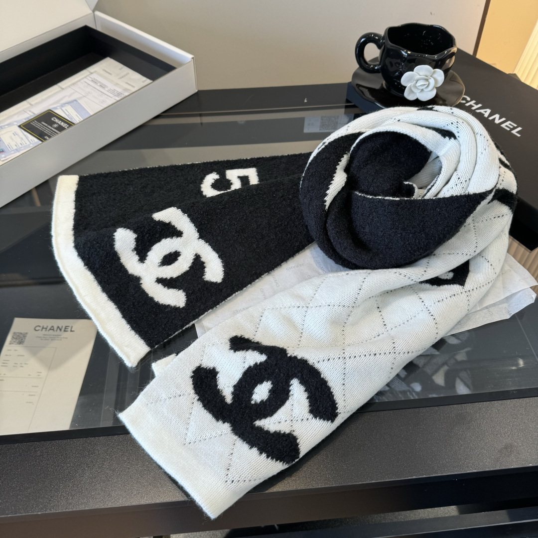 Chanel Beige and Cream Motif Knitted Scarf — front