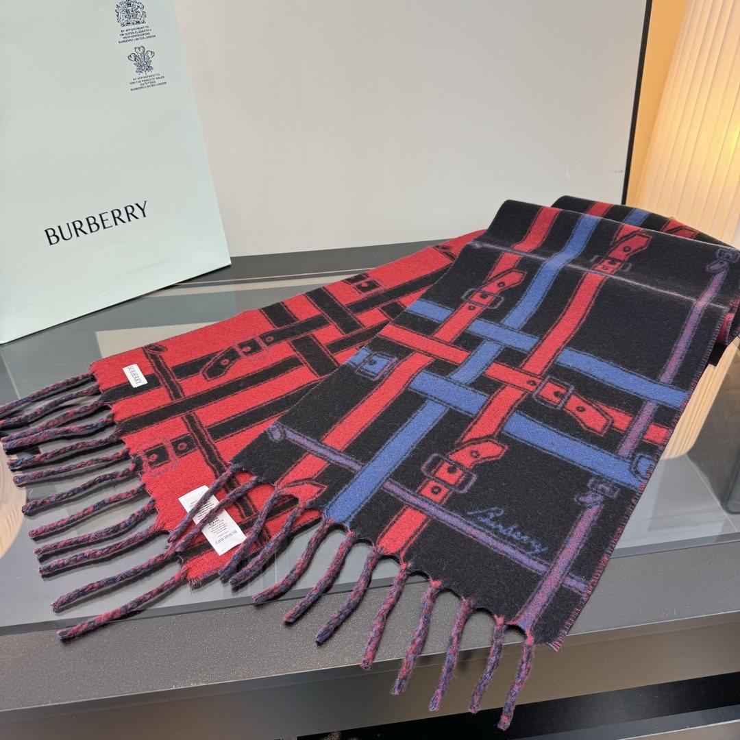 Burberry Geometric Fringed Scarf — front