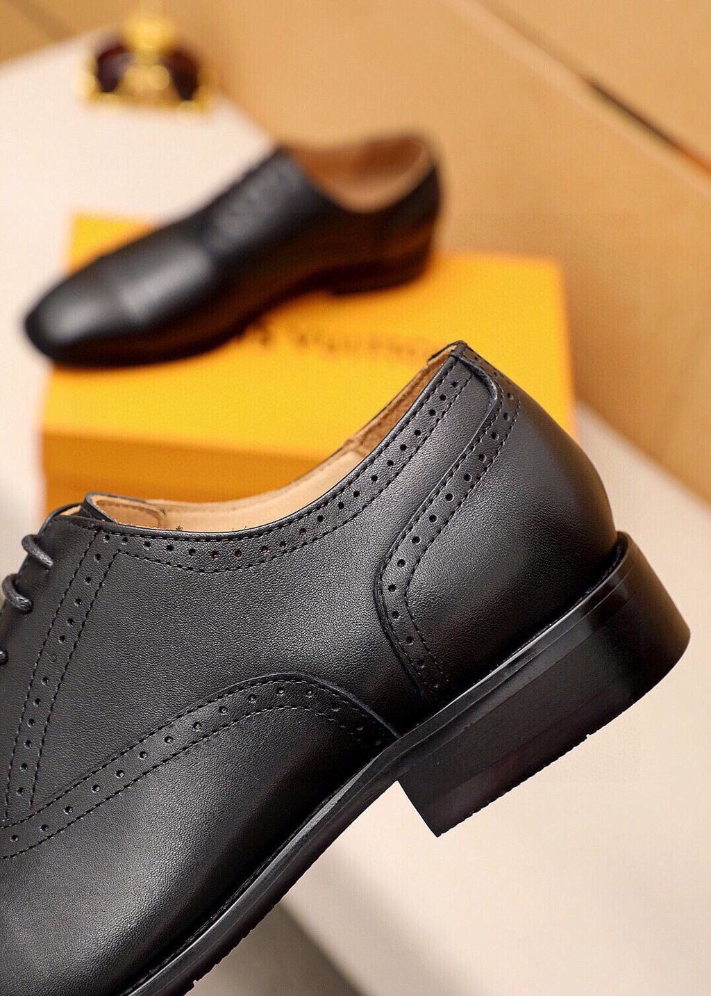 Louis Vuitton Cap-Toe Lace-Up Dress Shoes — detail