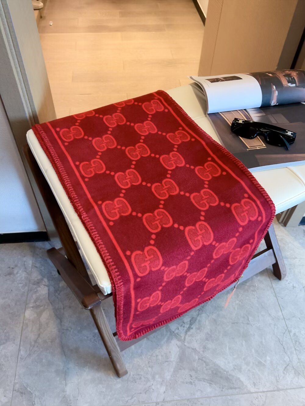Gucci Fringed Motif Scarf — front