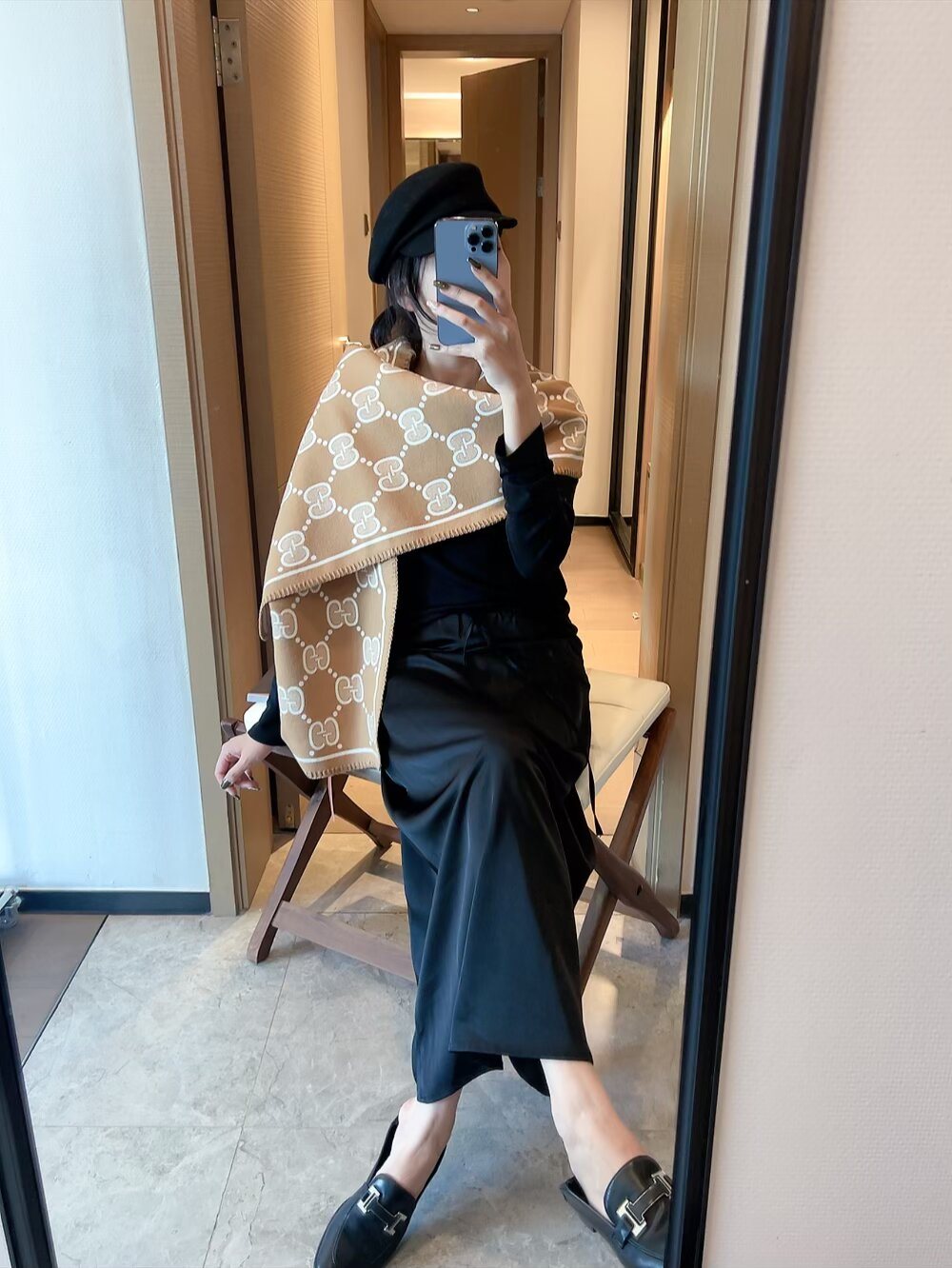 Gucci Fringed Motif Scarf — front