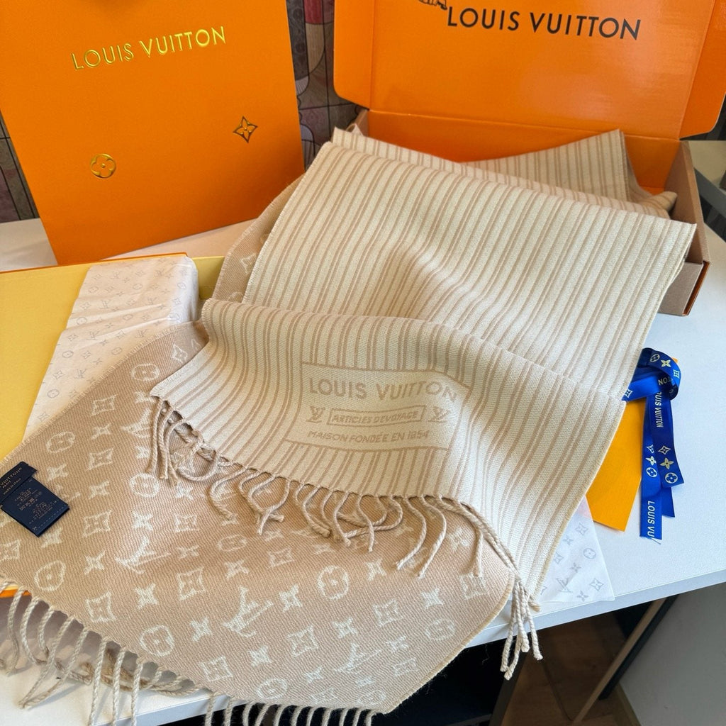 Louis Vuitton My Neverfull Fringe Scarf — front