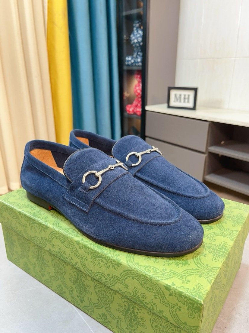 Gucci Horsebit Loafers — hero