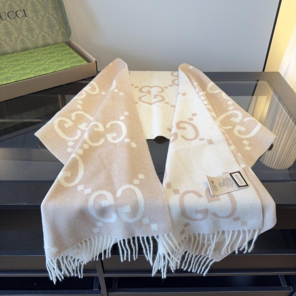 Gucci Reversible GG Fringed Scarf — front