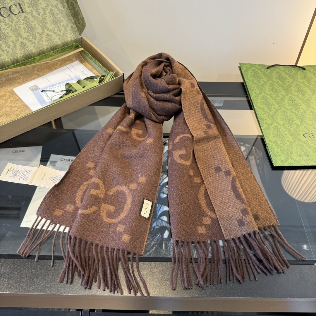 Gucci Reversible GG Fringed Scarf — front