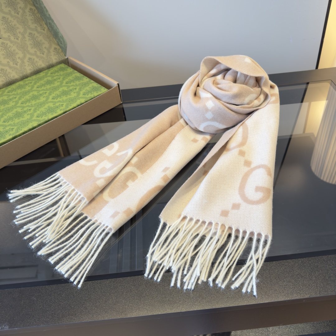 Gucci Reversible GG Fringed Scarf — front
