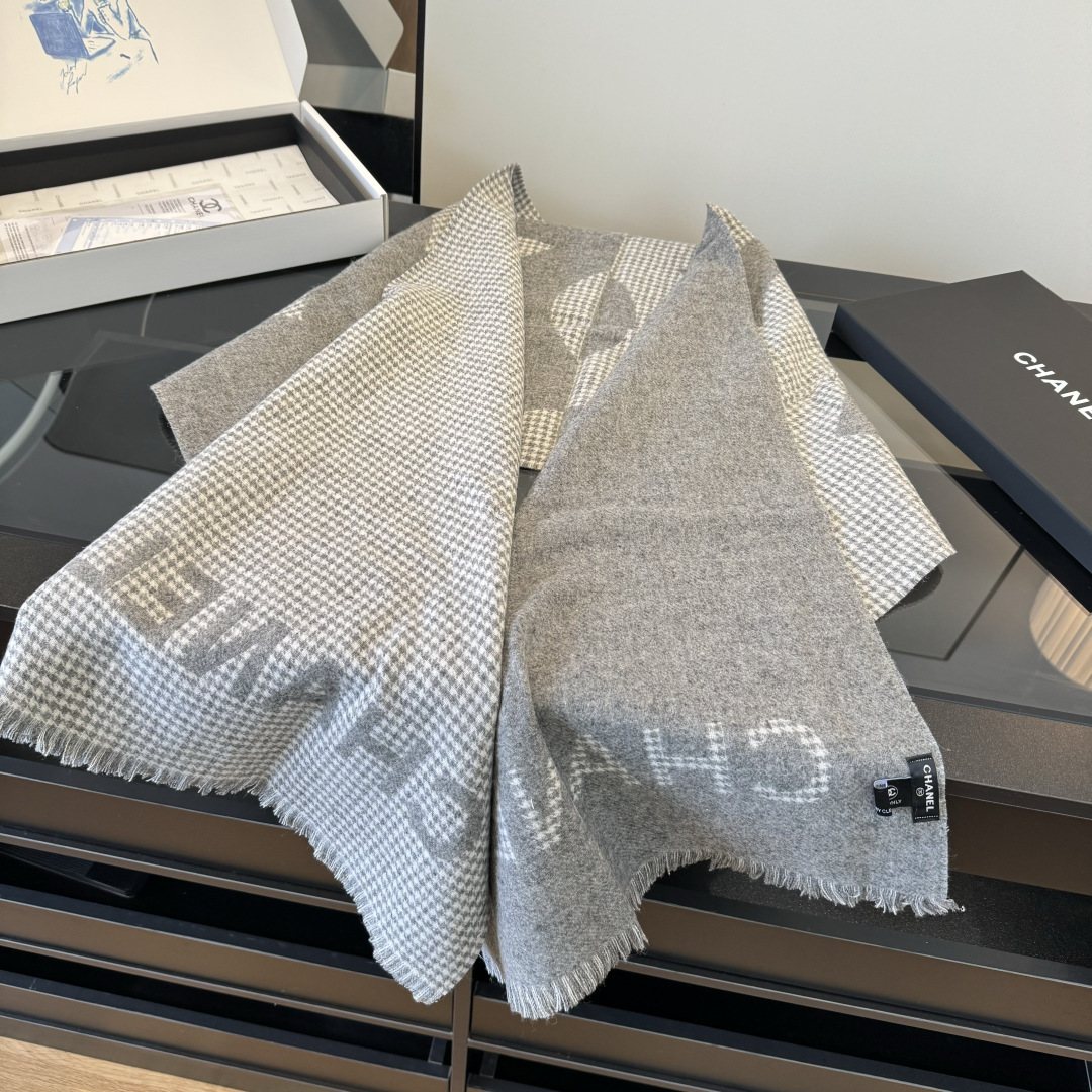 Chanel Two-Tone Houndstooth Fringe Scarf — hero