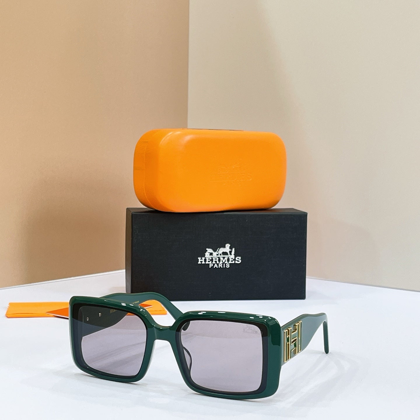 Hermès Sunglasses – 9713