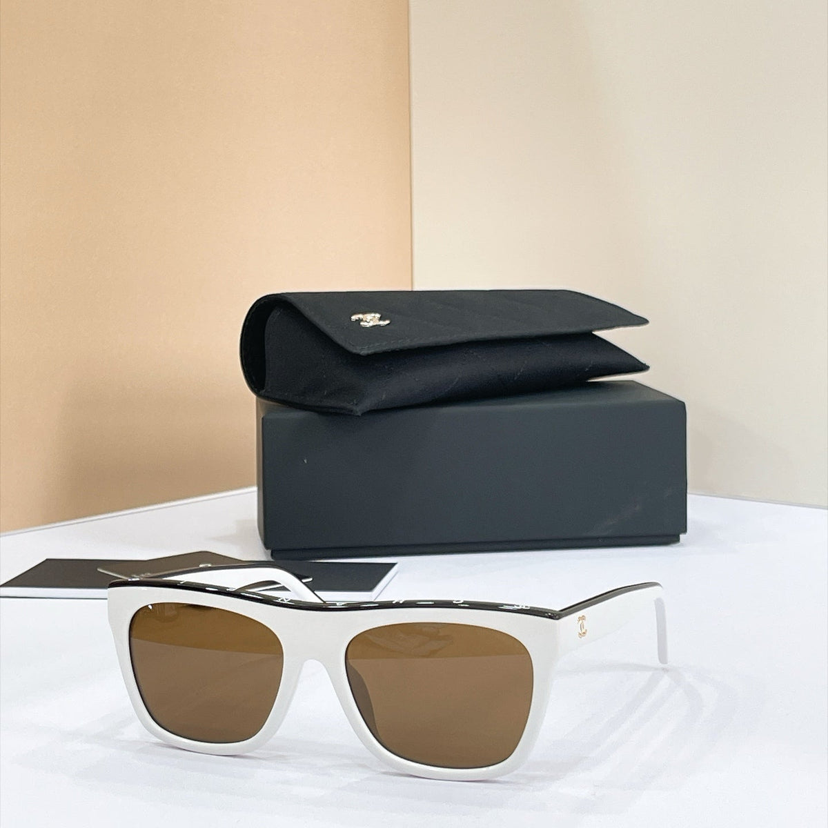 Chanel Sunglasses – 5569