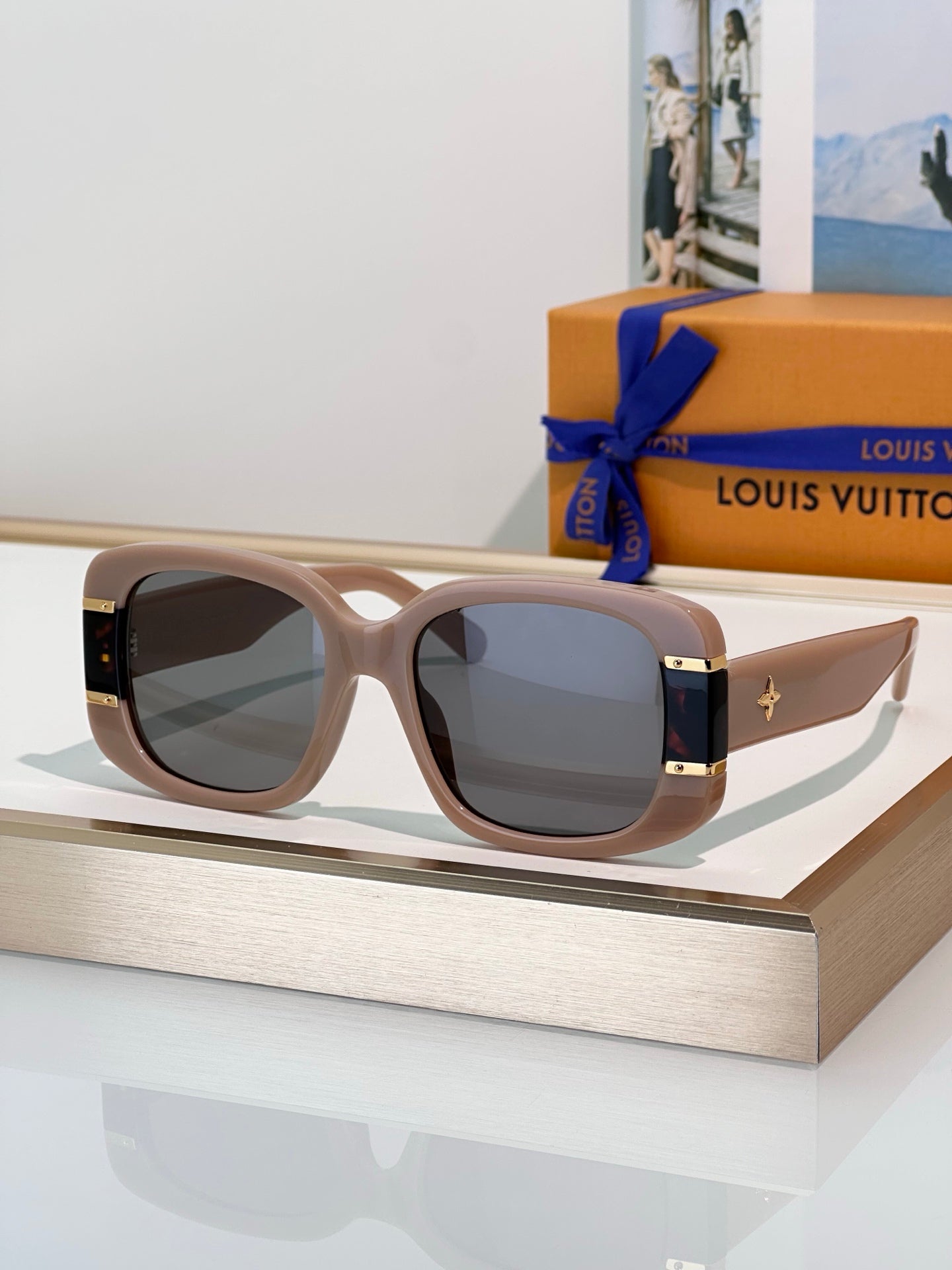Louis Vuitton Sunglasses – Z2968W