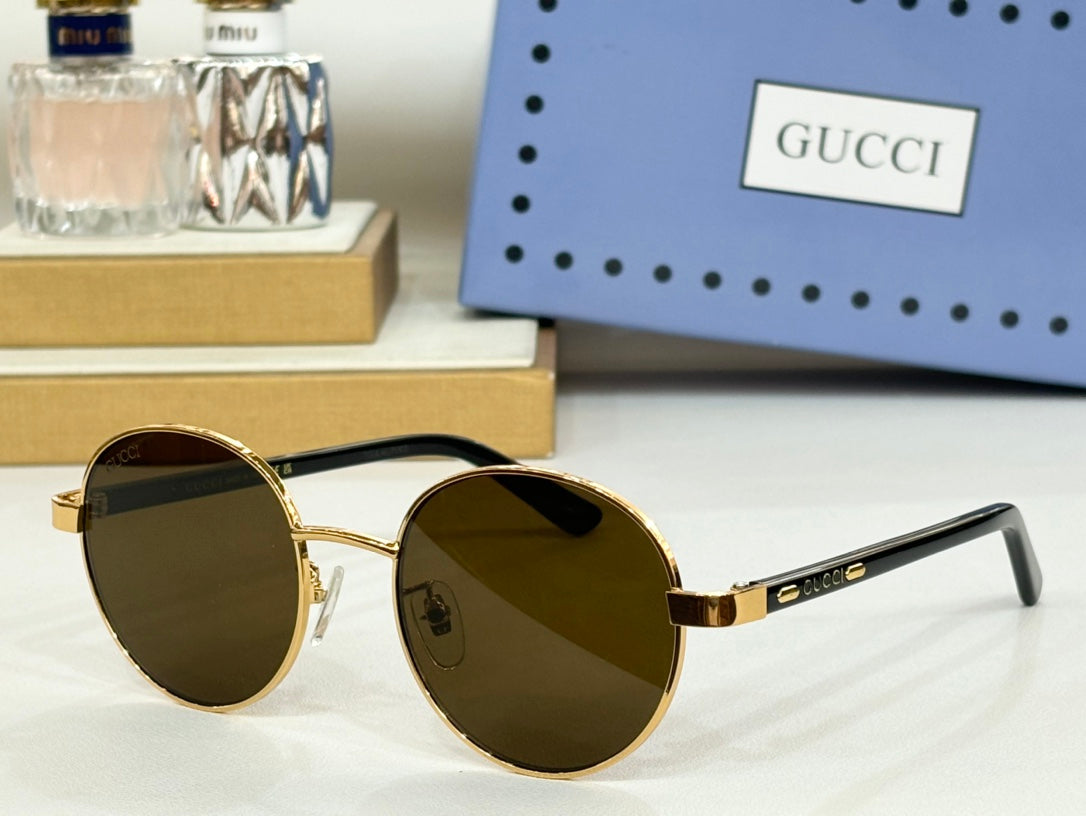 Gucci Eyeglasses – GG1585O