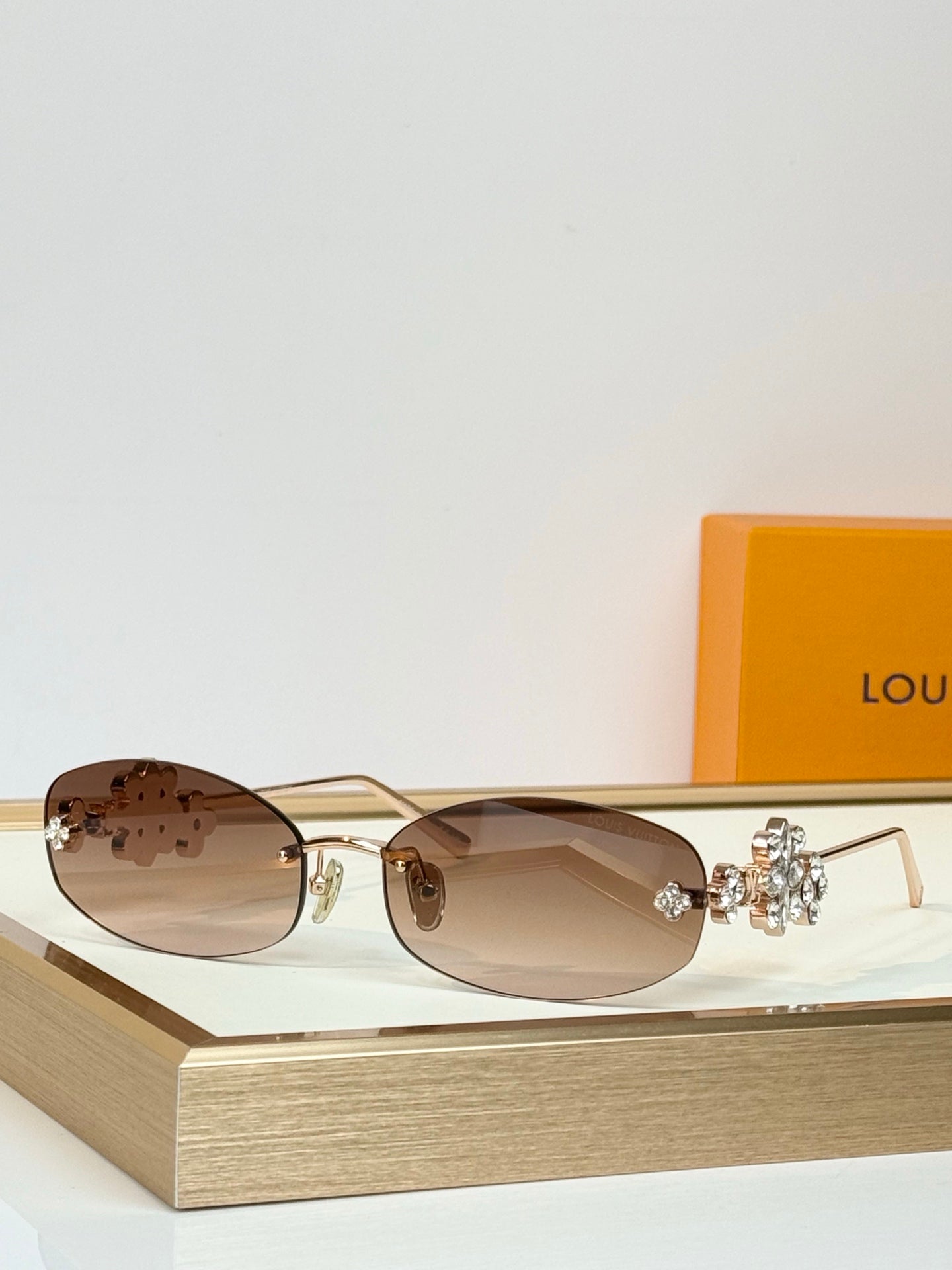 Louis Vuitton Sunglasses – Z3186U