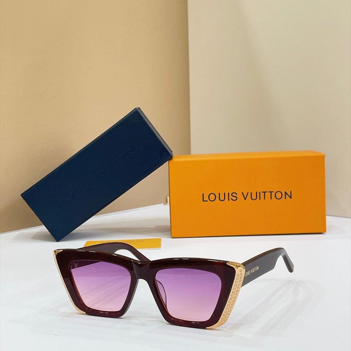 Louis Vuitton Sunglasses – Z1655E